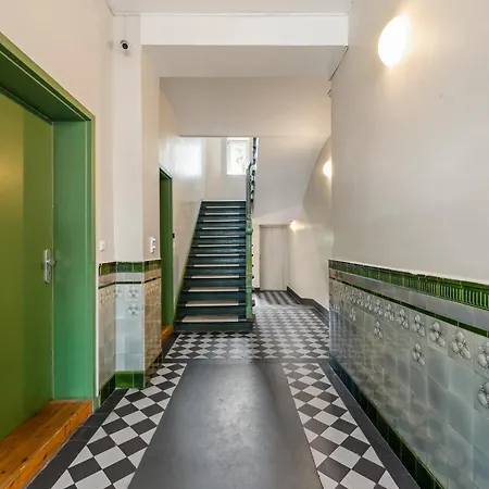 Apartment Mooeve Boxi Big With Balcony